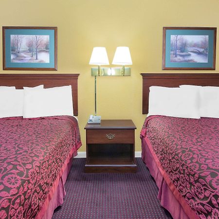 Days Inn By Wyndham N Little Rock East North Little Rock Εξωτερικό φωτογραφία